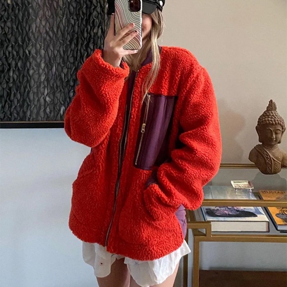 Free People Women’s Rivington Sherpa Zip Up Coat Jacket Chili Combo - Picture 3 of 7